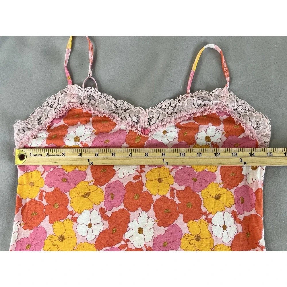 Victoria's Secret‎ Floral Lace Pajamas 2 Piece Set Cami+Shorts Women's Medium